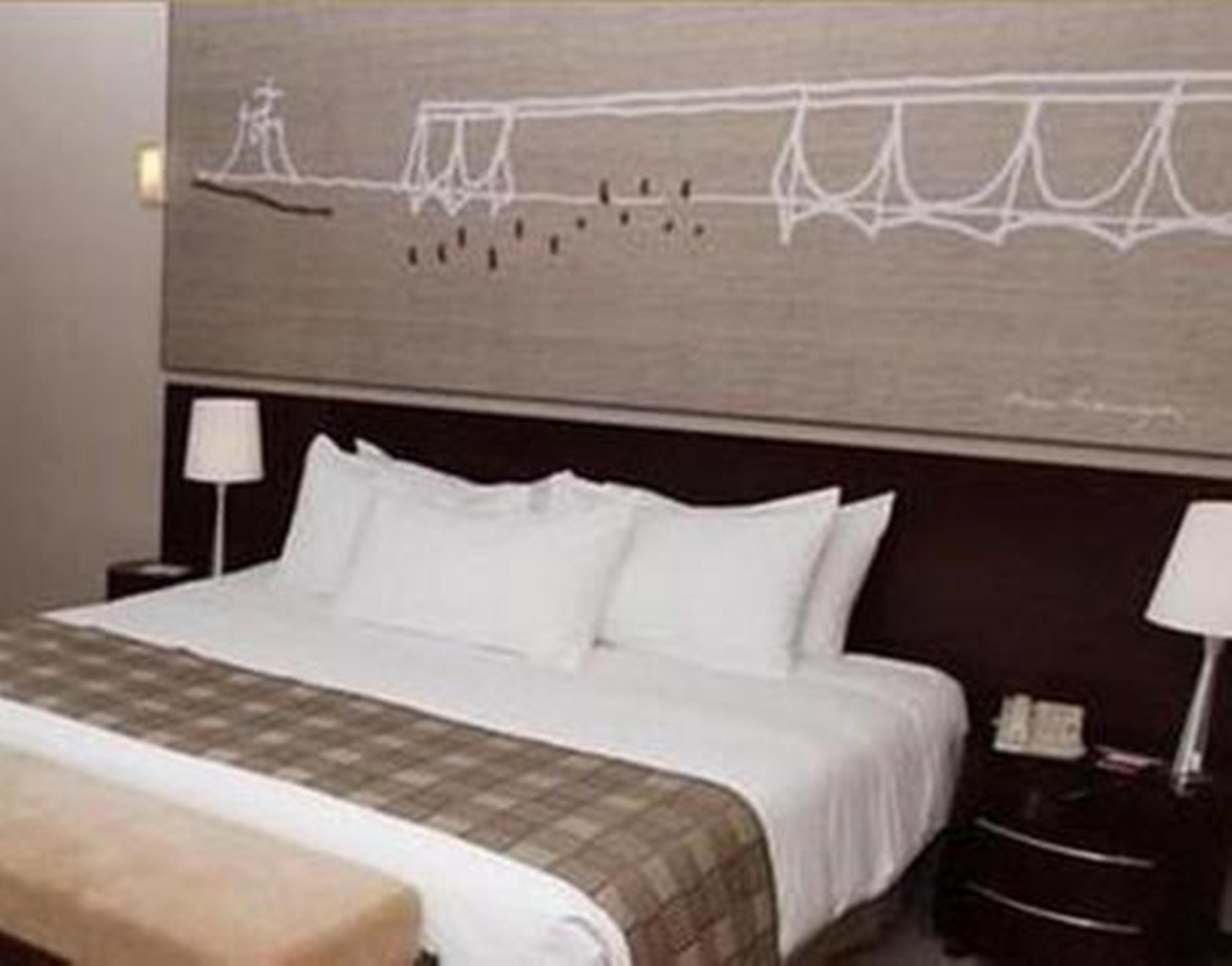 Royal Tulip Brasilia Alvorada Hotel Екстериор снимка A bedroom at the hotel